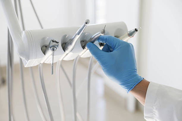 Professional Tooth Extraction technician working in La Paloma, TX